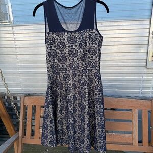 EnFocus Studio Sleeveless Black Lace Overlay Cocktail Dress Sheer Back Yoke Sz 8
